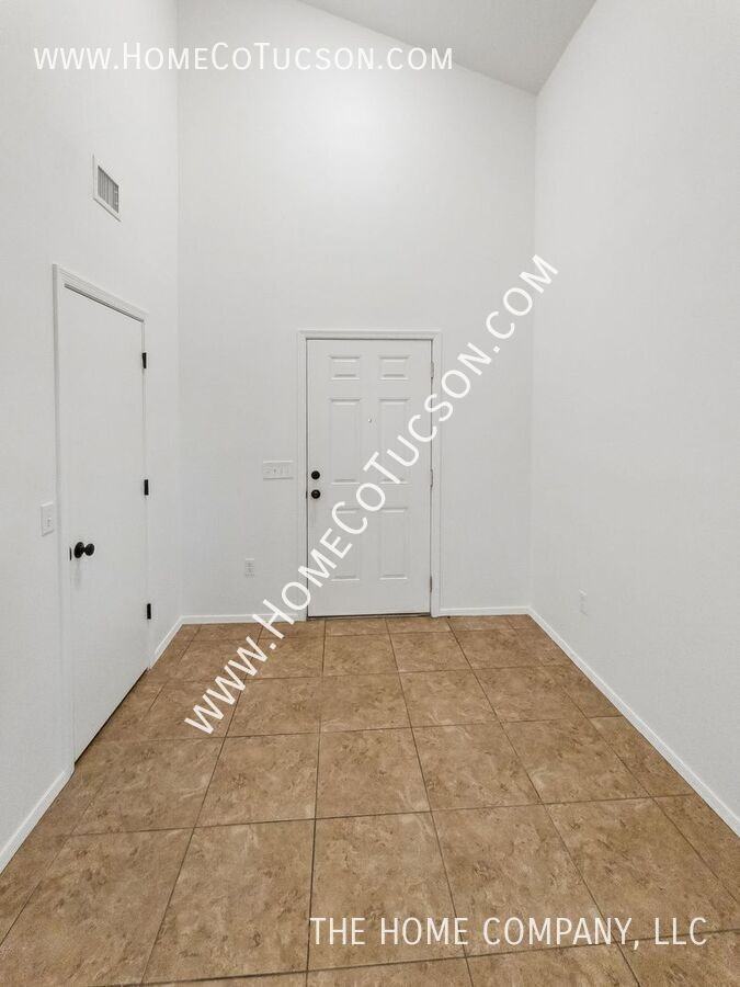 14360 N Fragile Clay Ave - Photo 4 of 50