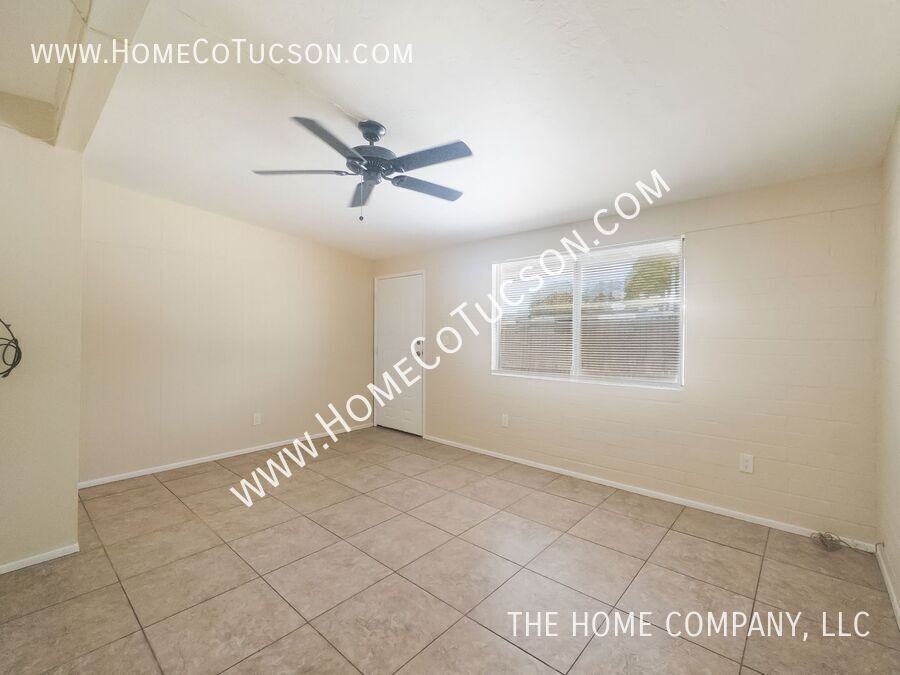 2233 N Catalina Ave - Photo 4 of 17
