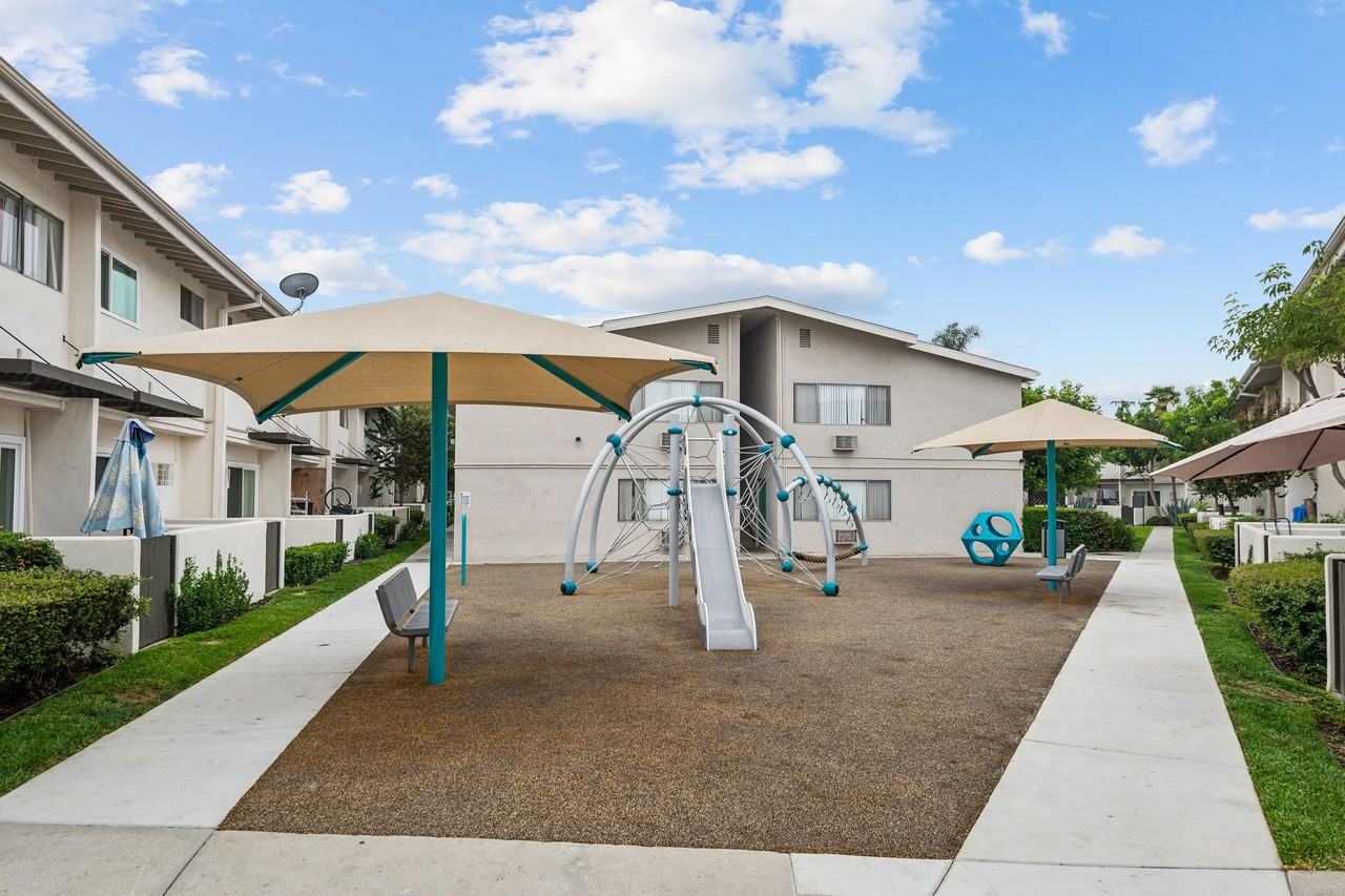 15745 Francisquito Ave #J20 - Photo 6 of 12