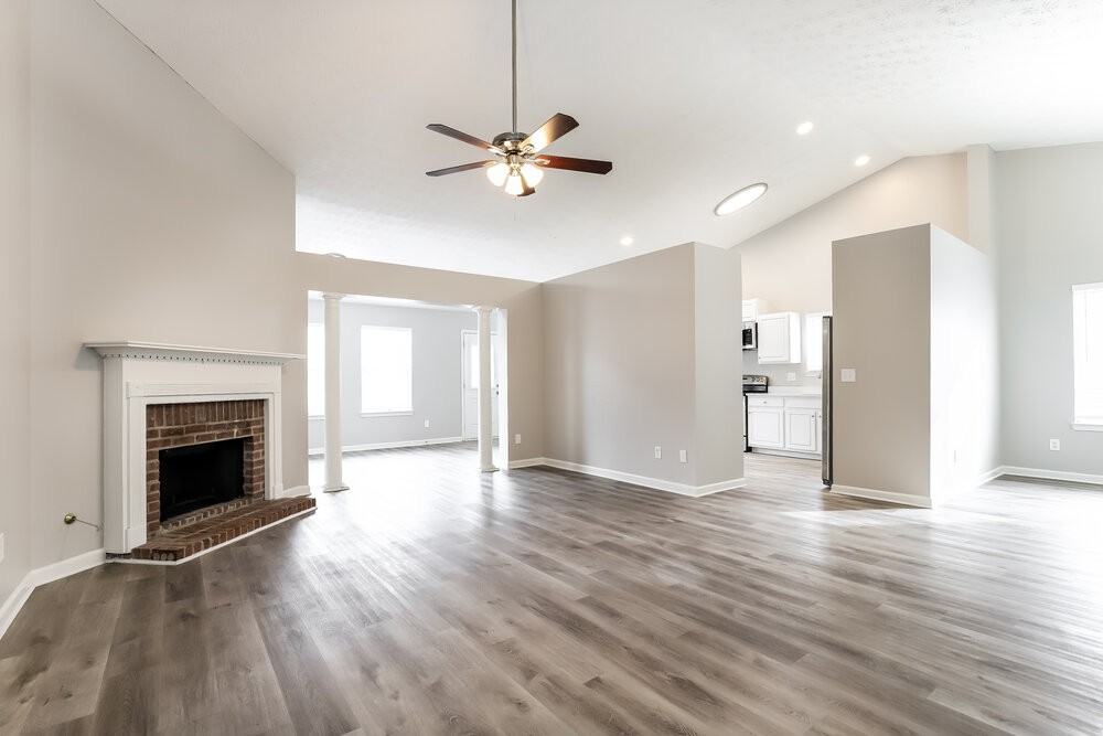 3208 Bradford Pear Dr - Photo 3 of 19