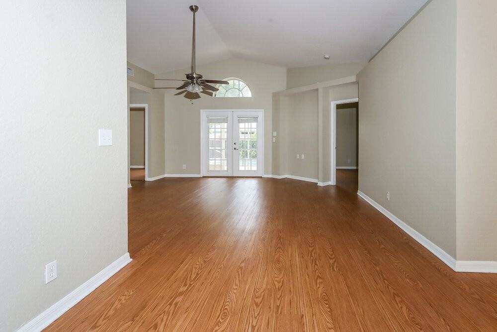 6285 Lauderdale St - Photo 5 of 16