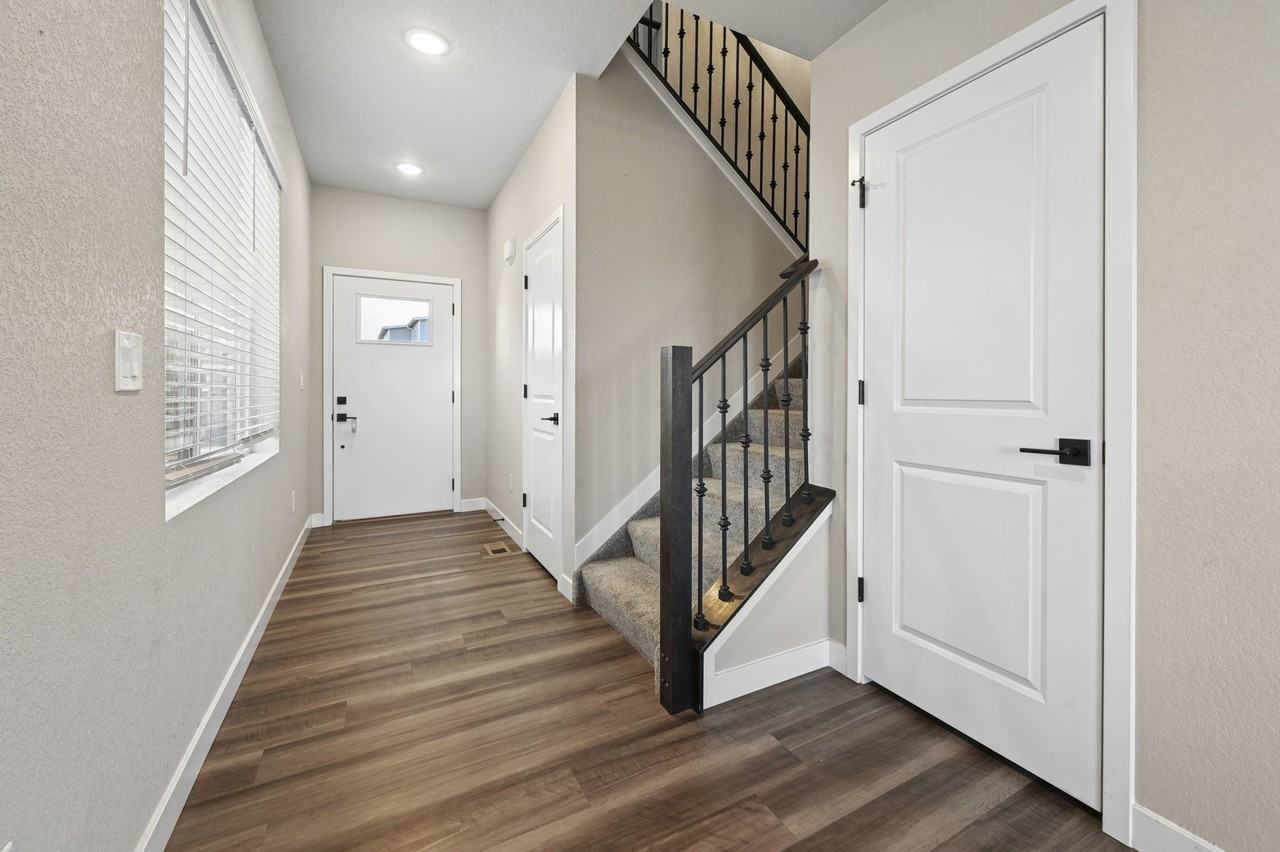 11197 House Finch Ln #1 - Photo 2 of 25