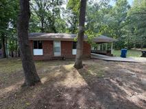 114 Oak Spring Ln - Photo 1 of 1