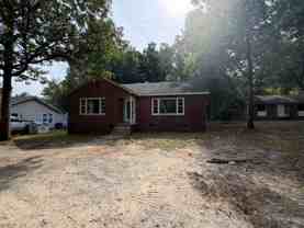 116 Oak Spring Ln - Photo 1 of 1