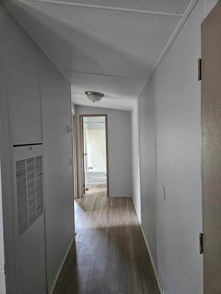 935 Calvert Dr #0 - Photo 4 of 10