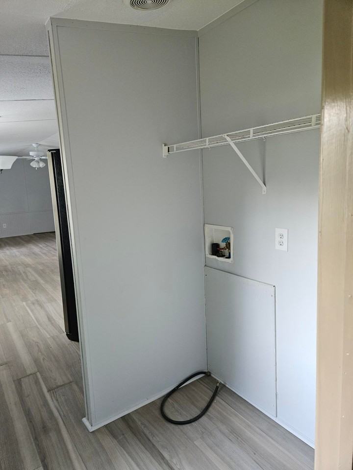935 Calvert Dr #0 - Photo 6 of 10