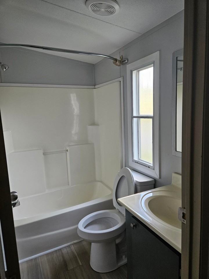 935 Calvert Dr #0 - Photo 7 of 10