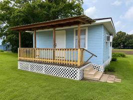 featured image of 110 Cody Ln #5