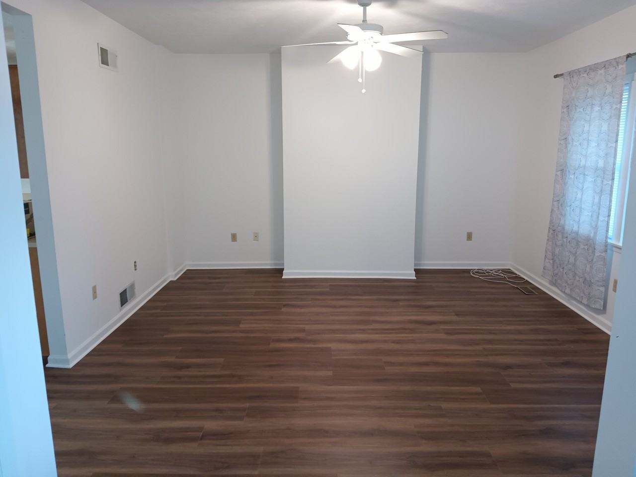 136 Boggs Ave - Photo 4 of 14
