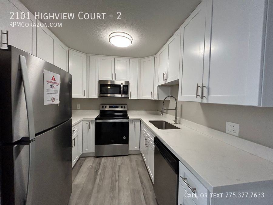 2101 Highview Ct #2 - Photo 4 of 16