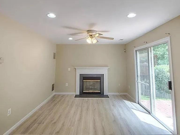 6119 Oaklawn Ln - Photo 6 of 19