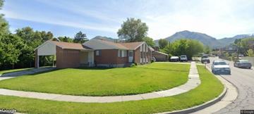 featured image of 2113 E Donegal Cir #1