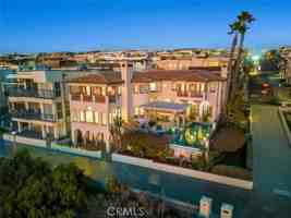 featured image of 1500 The Strand #1
