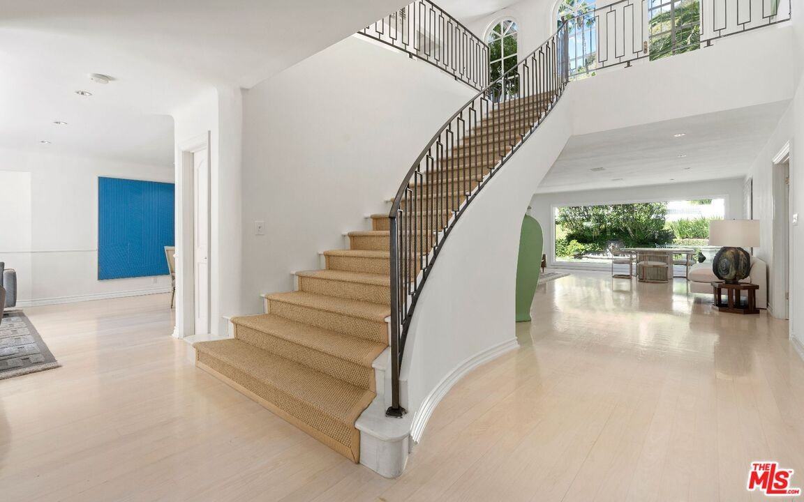 1241 Stone Canyon Rd #1 - Photo 5 of 12