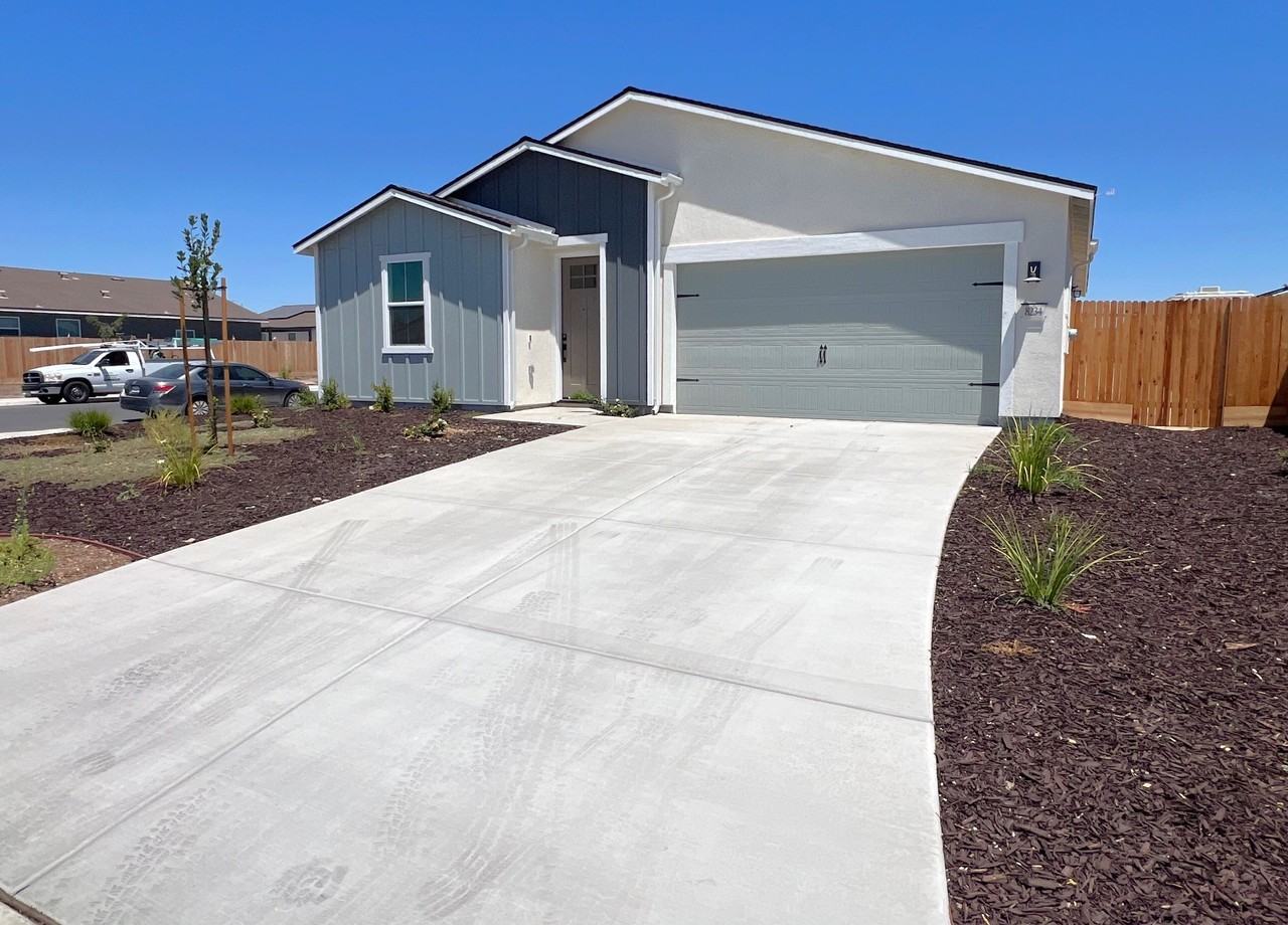 8234 March Violets Ave #1 - Photo 3 of 25