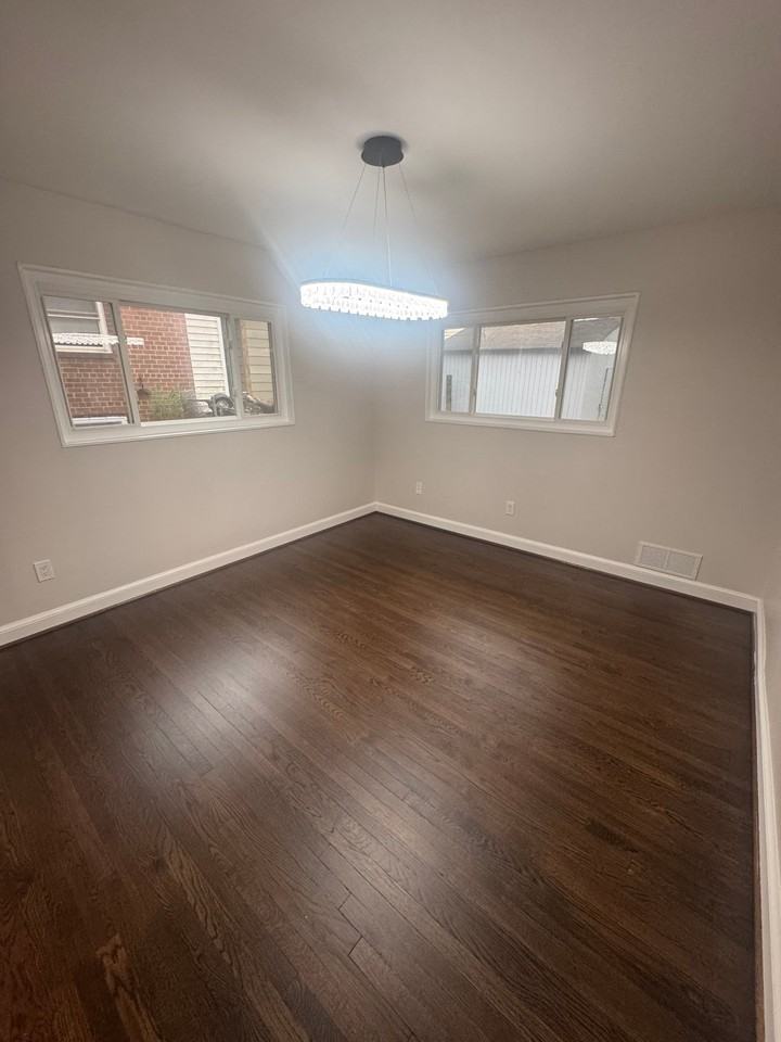 5603 Newton St - Photo 7 of 18