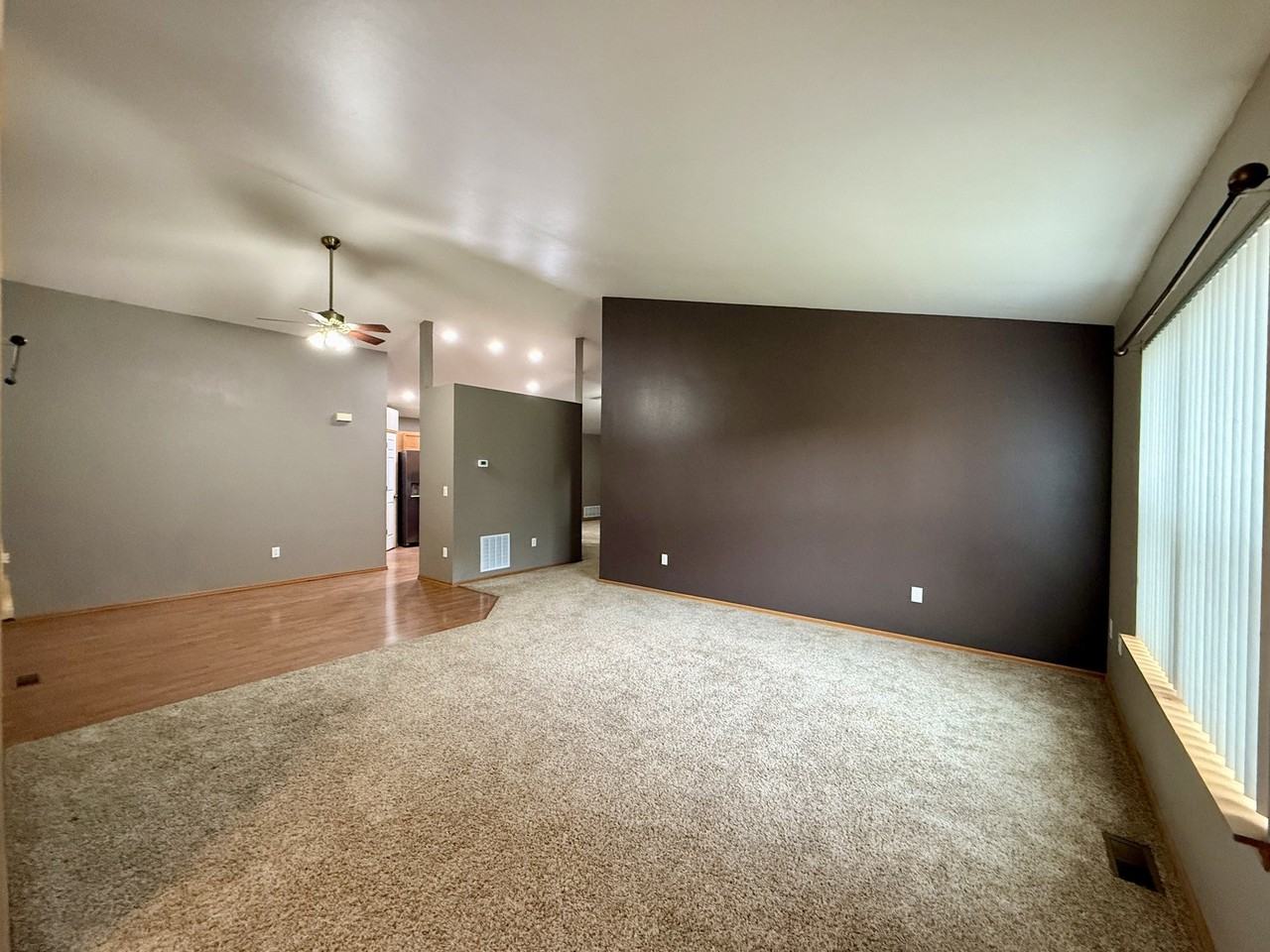 351 Springfield Dr - Photo 2 of 17