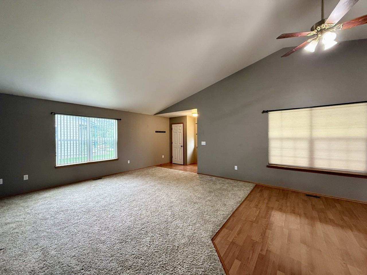 351 Springfield Dr - Photo 3 of 17