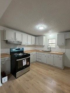 3216 2nd St - Photo 2 of 9