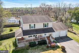 2037 Dewey Dr - Photo 1 of 1
