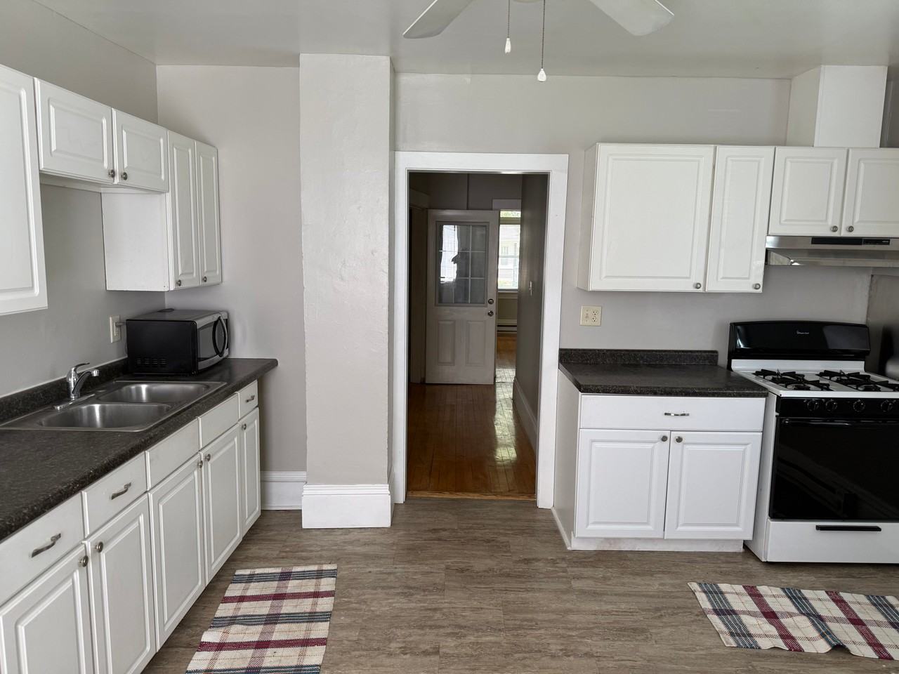 1214 Sherburne Ave #1 - Photo 2 of 10