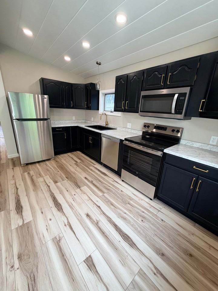 621 Pear St - Photo 4 of 23