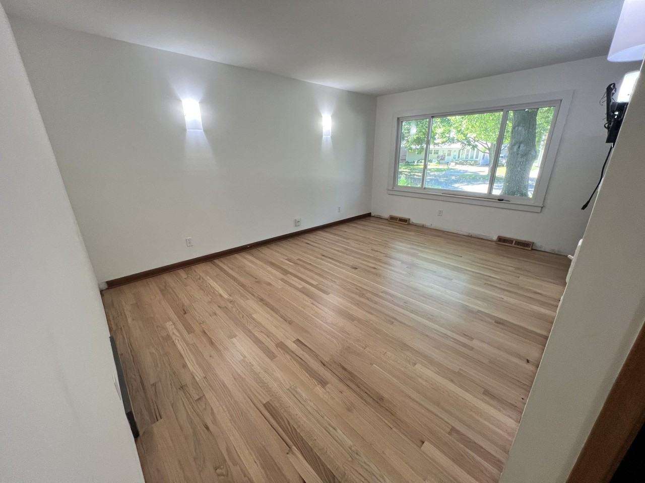 5014 Manor Cross - Photo 3 of 11