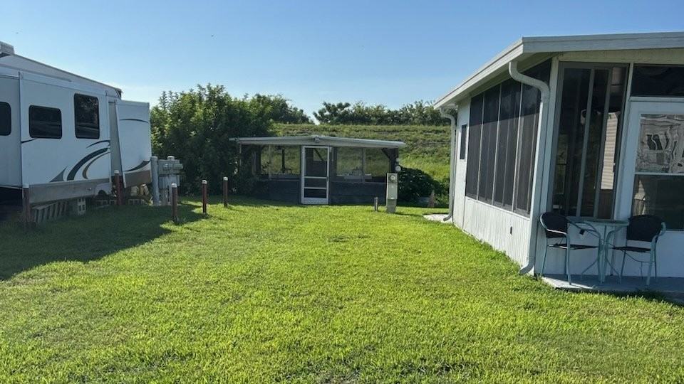 9751 Srw #LOT - Photo 2 of 3