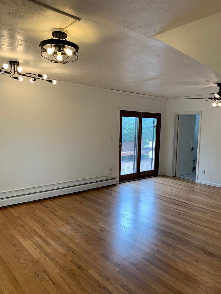 308 S 9th St - Photo 2 of 15