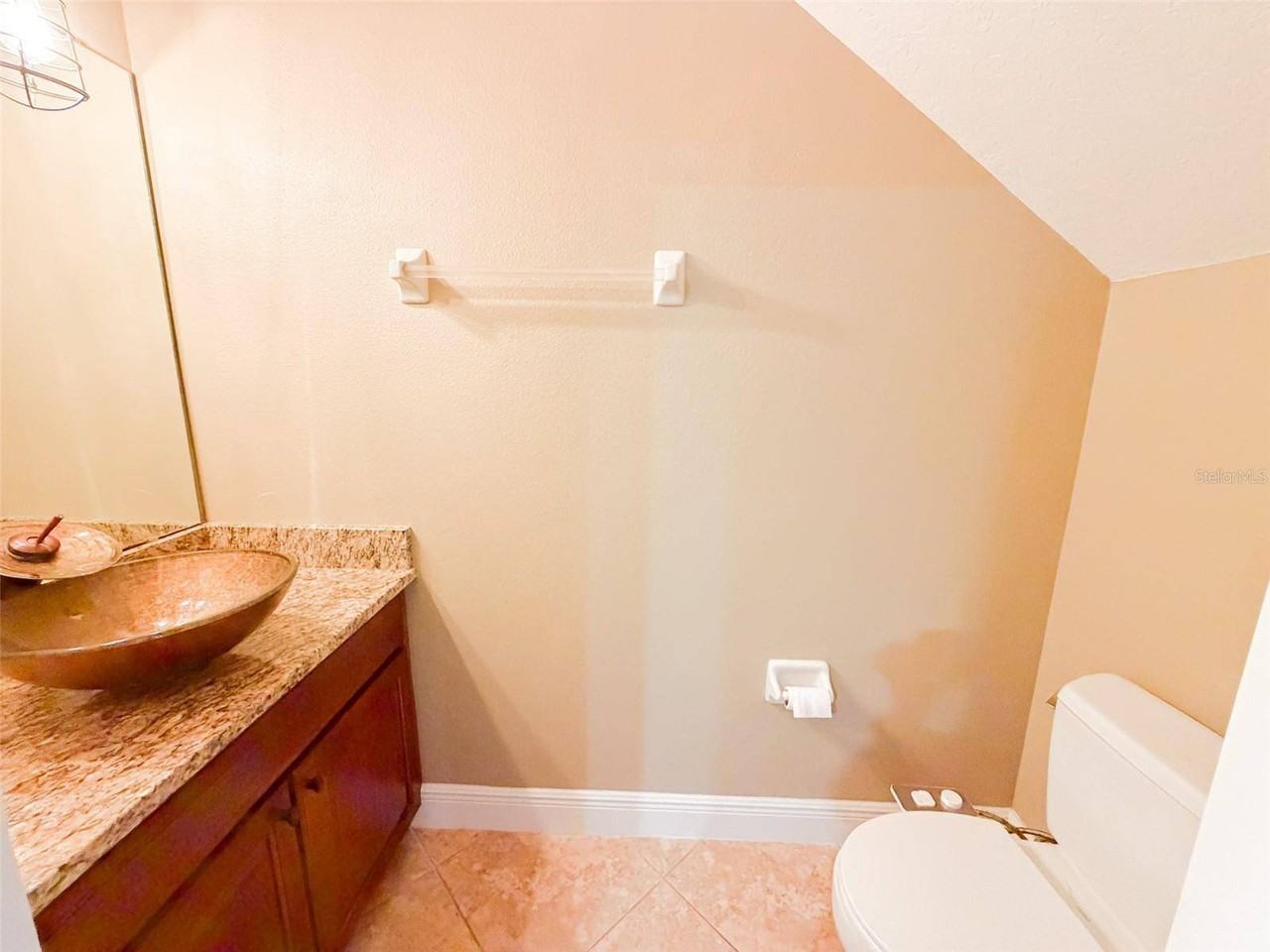 5489 Baldwin Park St - Photo 6 of 19