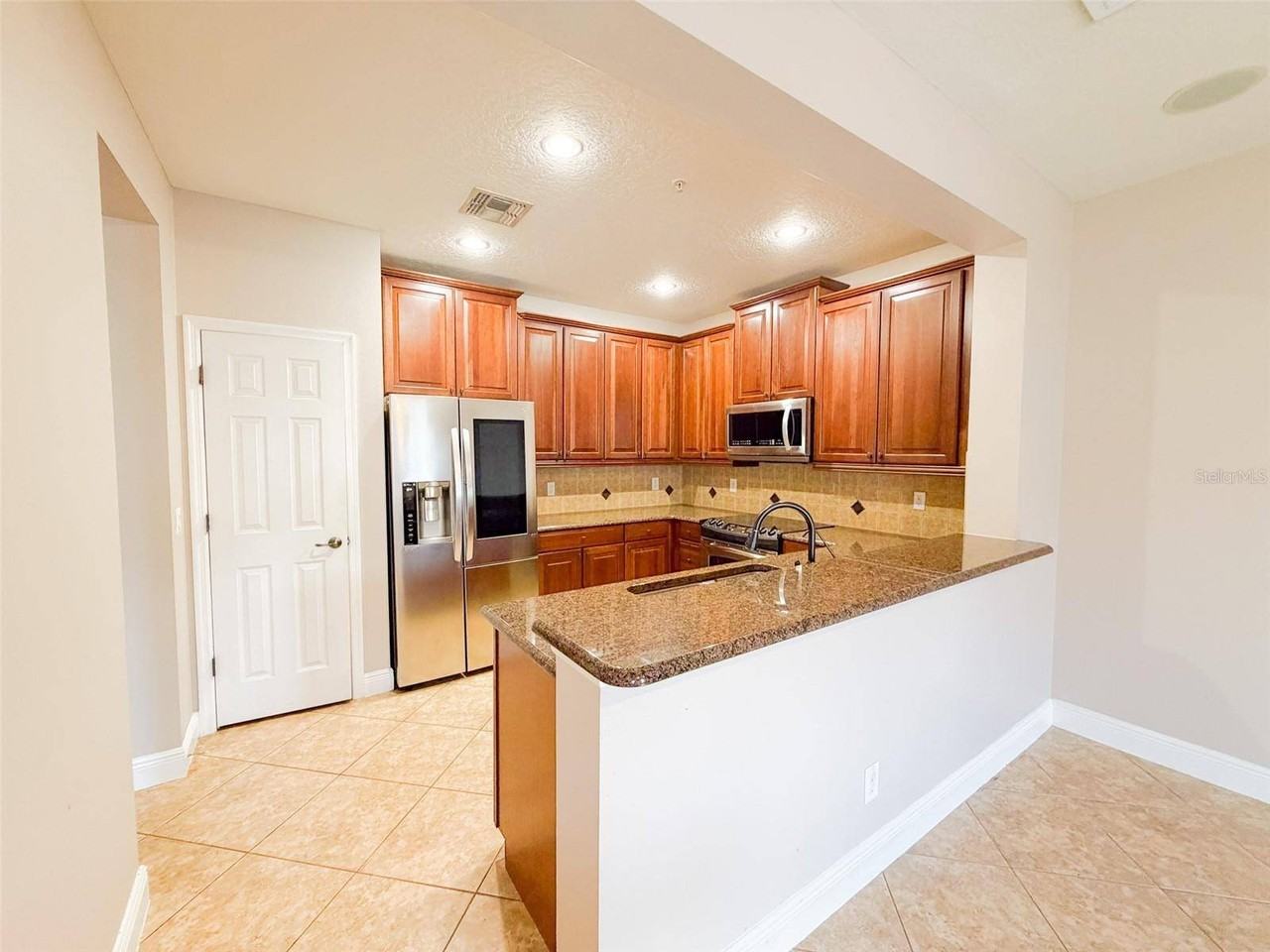 5489 Baldwin Park St - Photo 7 of 19