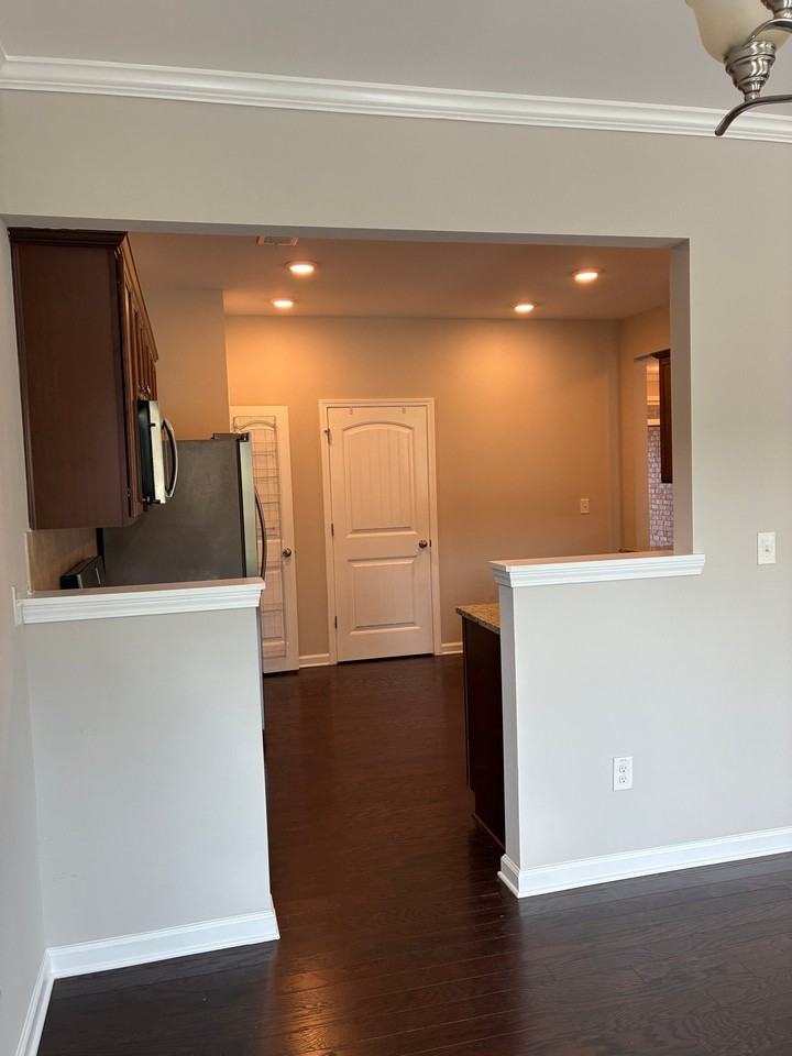 1335 Hampton Oaks Dr - Photo 6 of 20