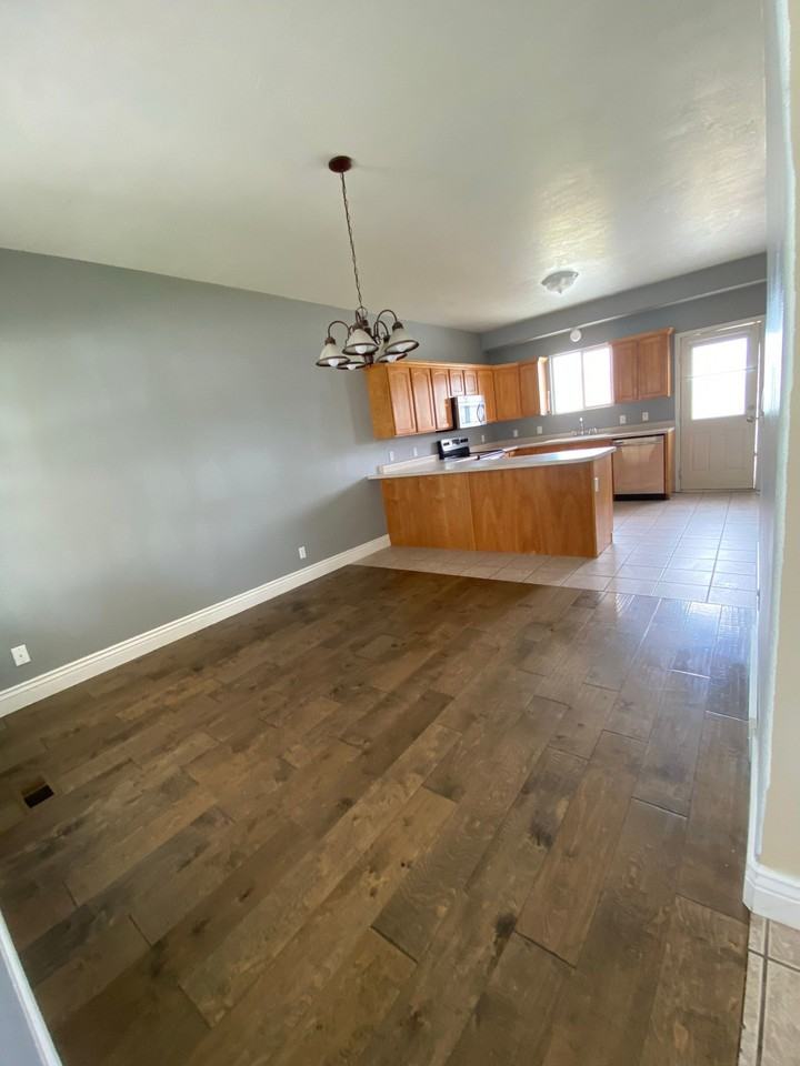 4169 Nw Pinion Cir - Photo 5 of 20