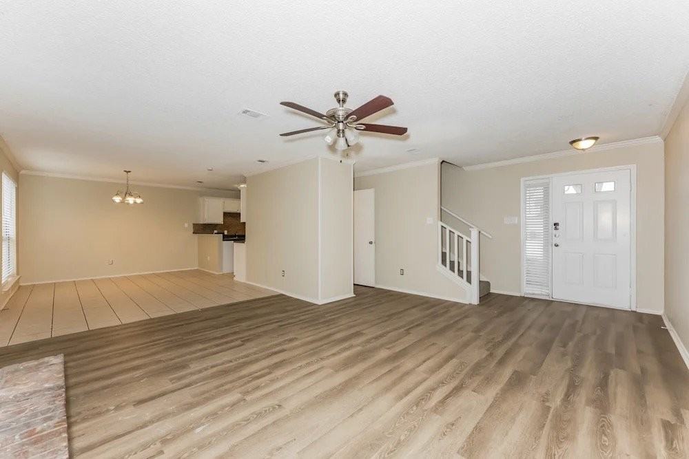 1459 Thistlewood Ln - Photo 6 of 8