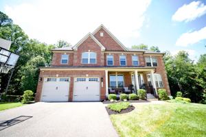featured image of 7687 Cross Creek Dr