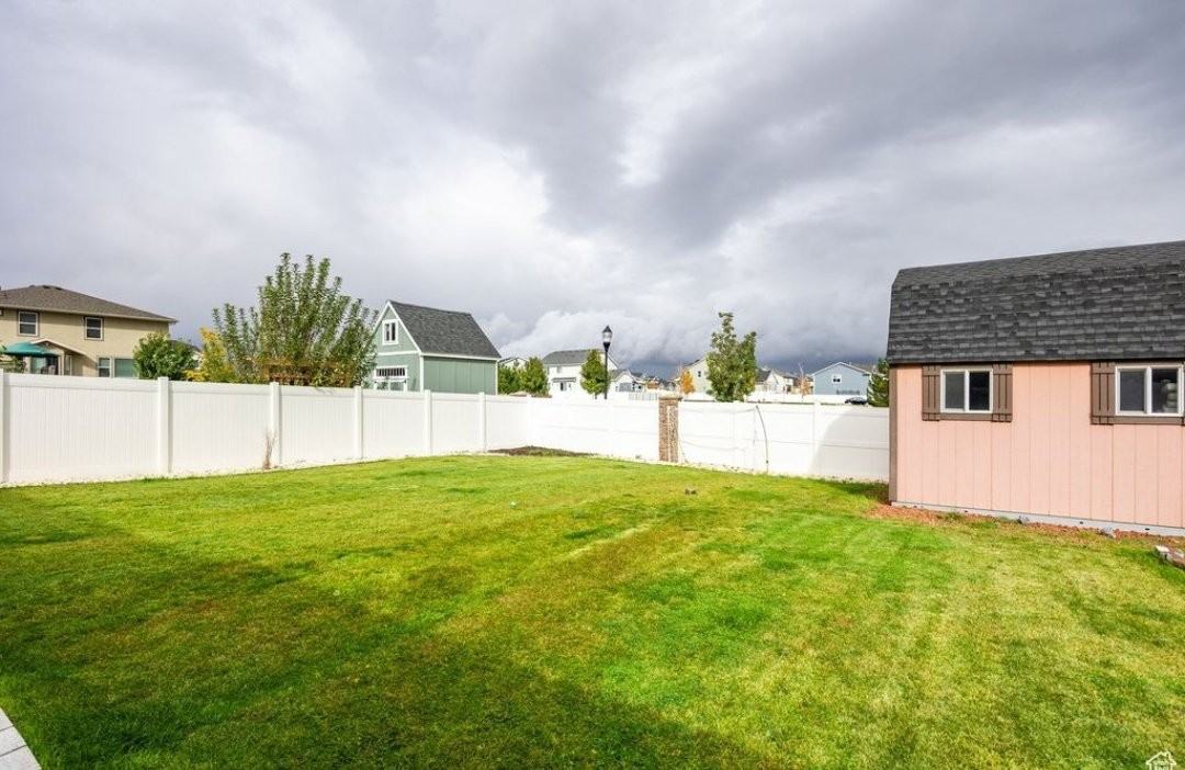 84096 Herriman Hwy - Photo 3 of 18