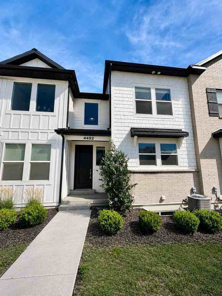 4492 W Watchmen Way - Photo 2 of 20