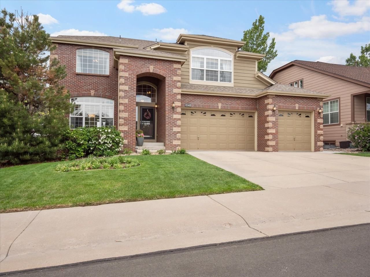 1048 Orion Way - Photo 2 of 20