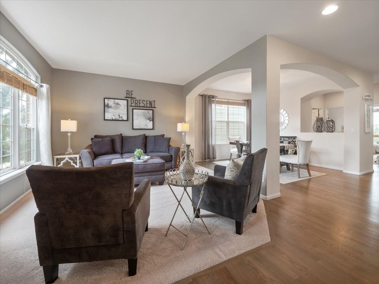 1048 Orion Way - Photo 3 of 20
