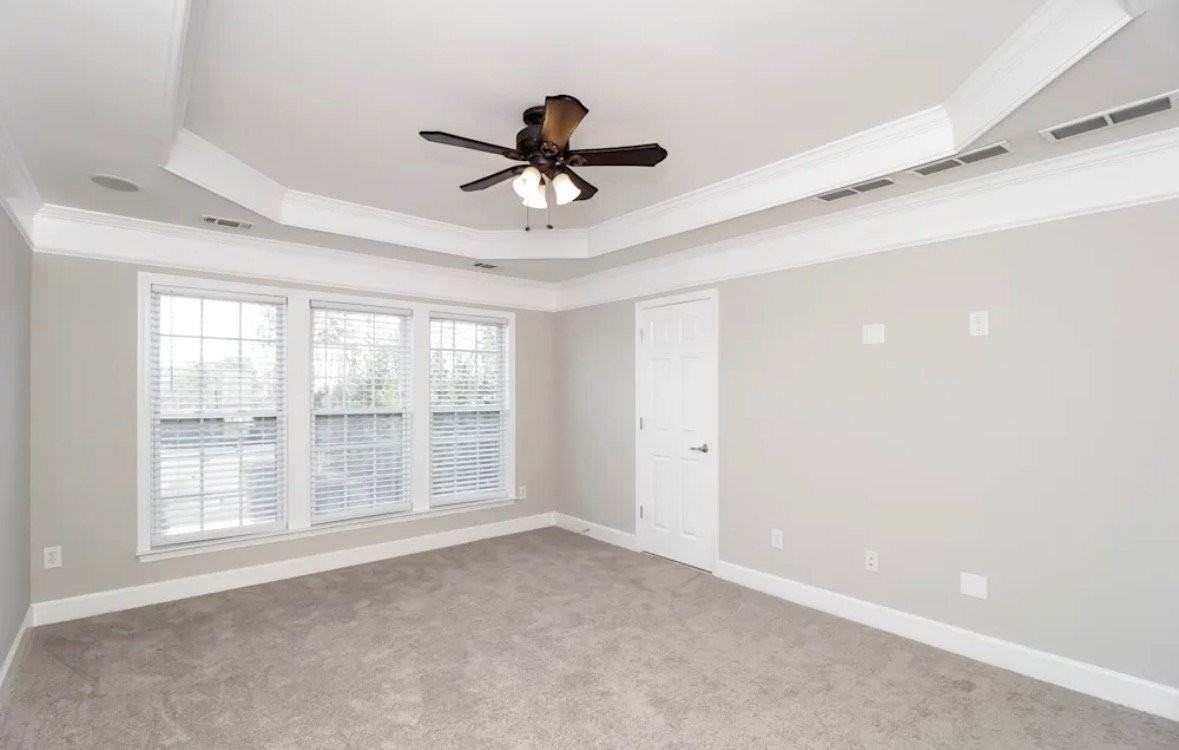 4859 Colchester Ct Se - Photo 3 of 7