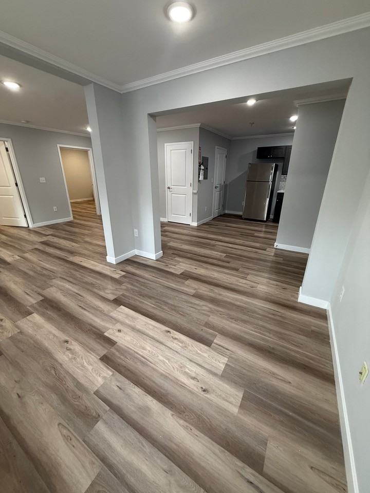 113 12th Ave #201 - Photo 5 of 14