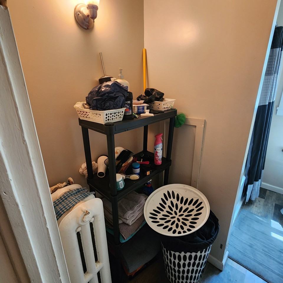 832 Jay St - Photo 6 of 13