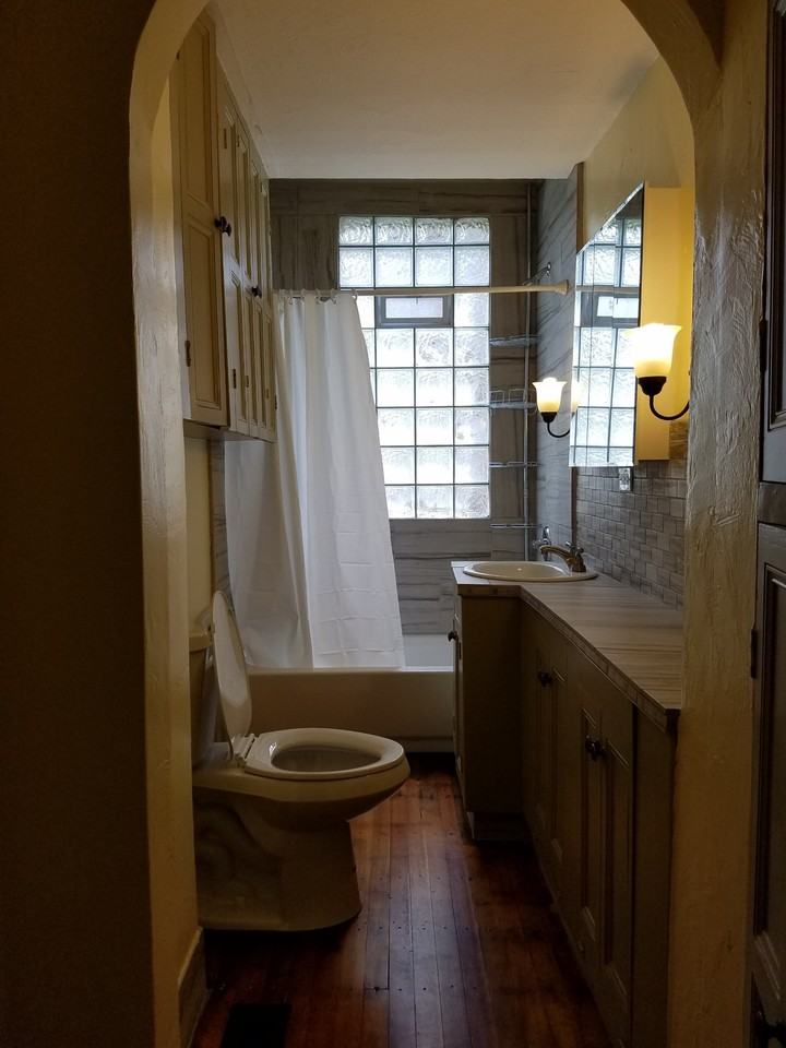 1909 Tours St #1 - Photo 3 of 6