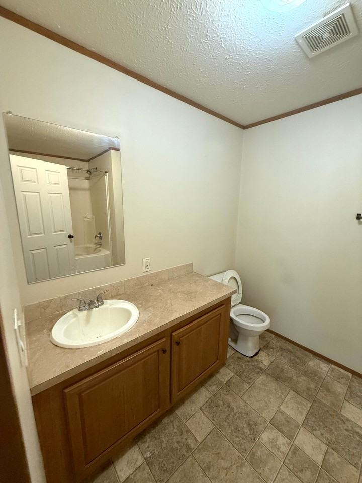1916 Stafford Ct #214 - Photo 7 of 11