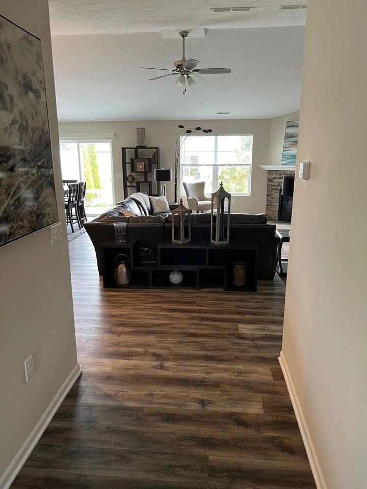 7676 Western Gailes Dr - Photo 2 of 9