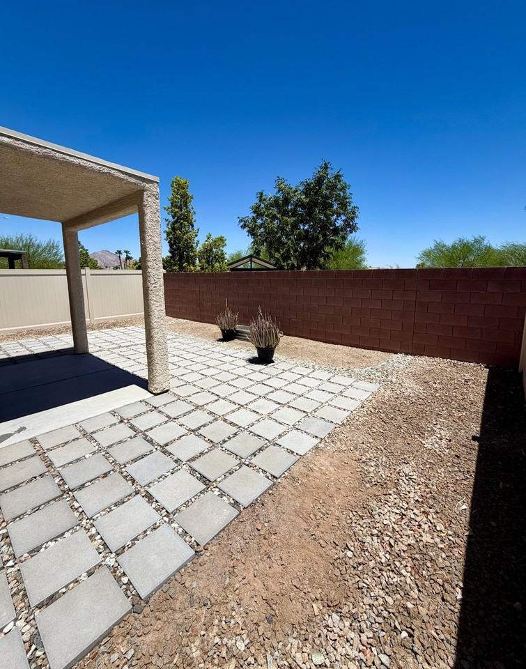 4938 Amberlyn St - Photo 3 of 19