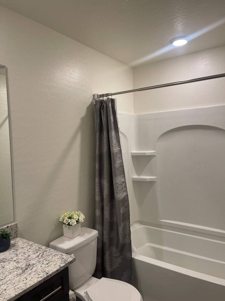 4938 Amberlyn St - Photo 6 of 19