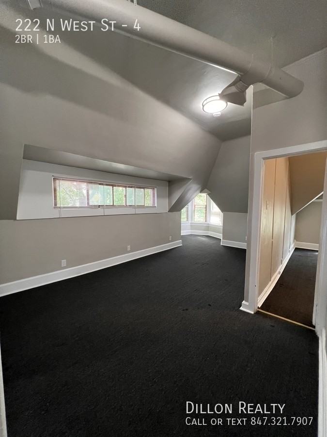 222 N West St #4 - Photo 2 of 10