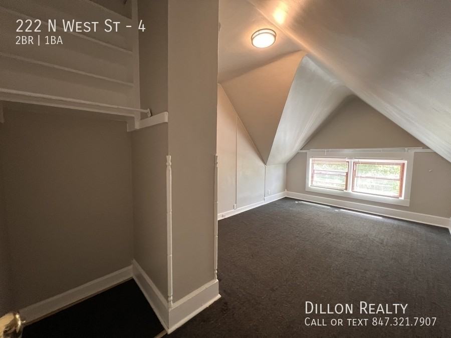 222 N West St #4 - Photo 5 of 10