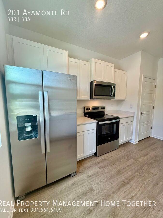 201 Ayamonte Rd - Photo 4 of 28